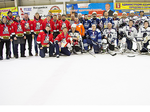 Команда «Барс» г. Владивосток победитель XIII зимней Спартакиады по хоккею